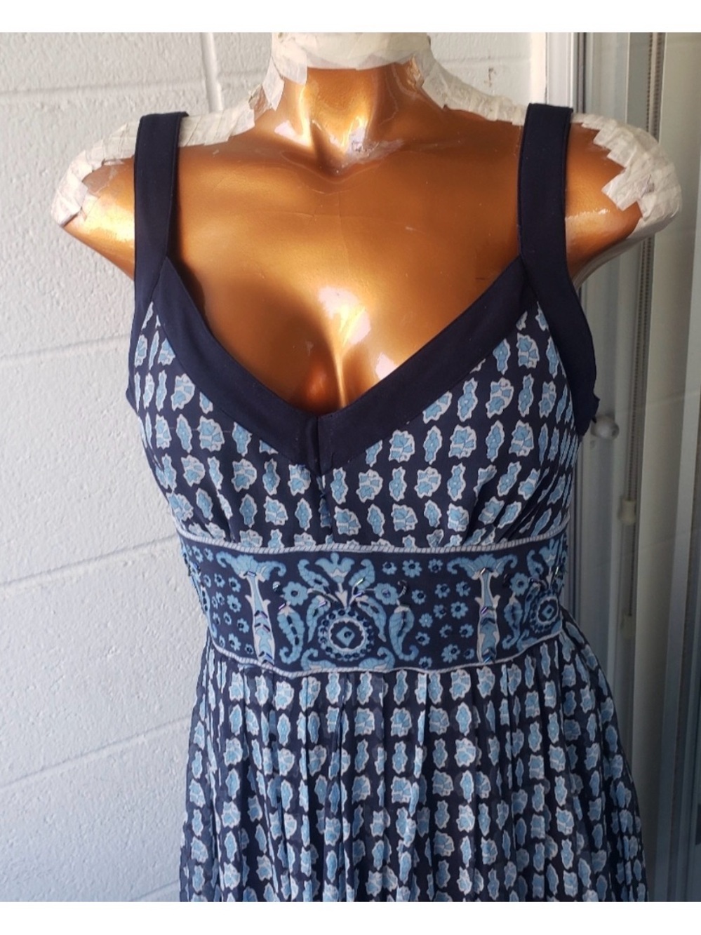 Robbie Bee Navy and Light Blue Printed Midi Dress - Picture 3 of 10